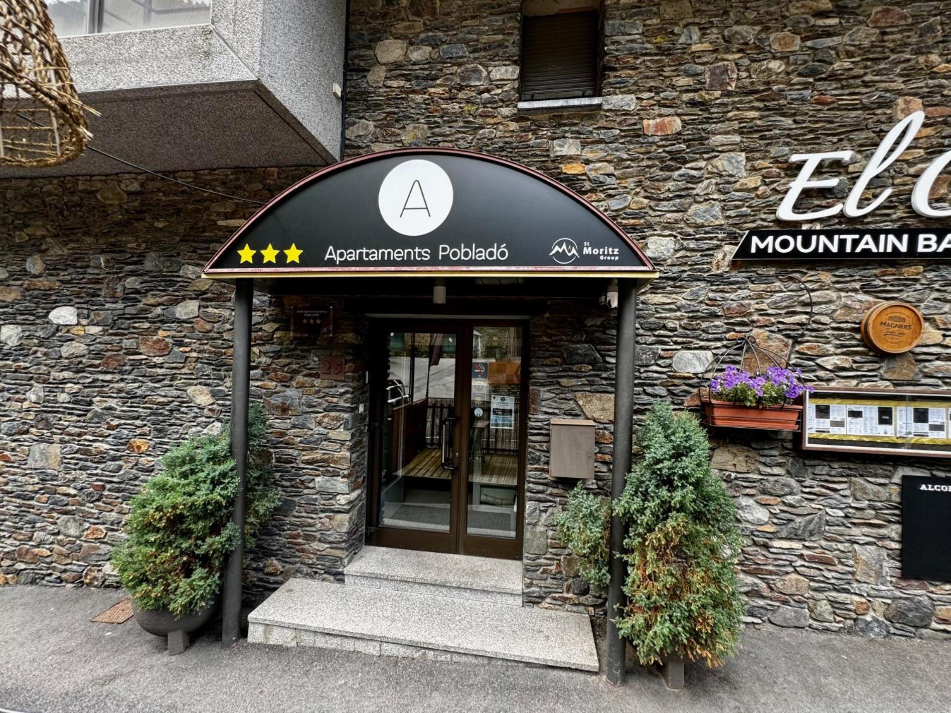 Turisticos Poblado Aparthotel Arinsal